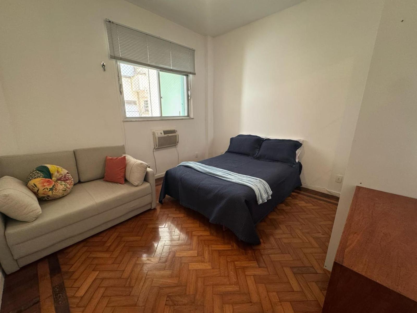 Apartamento Lindo A 3 Minutos Da De Copacabana N.s 166/83