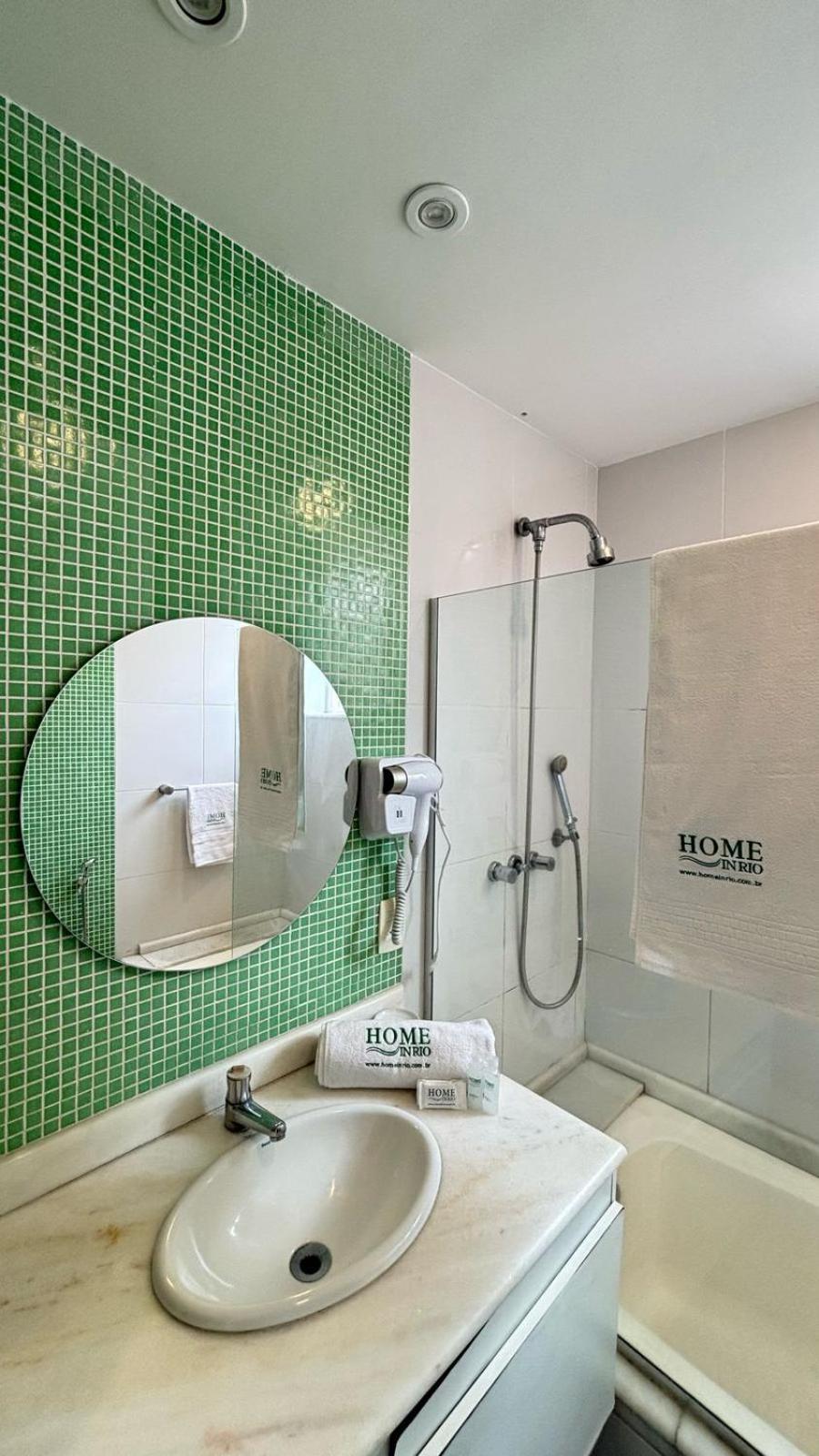 Lindo A 3 Minutos Da De Copacabana N.s 166/83 Apartamento Rio de Janeiro